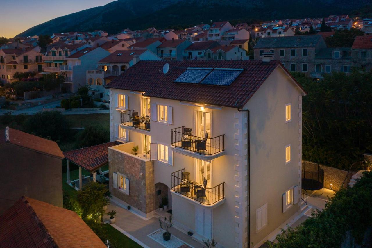 Apartments Valentina Bol Exterior photo